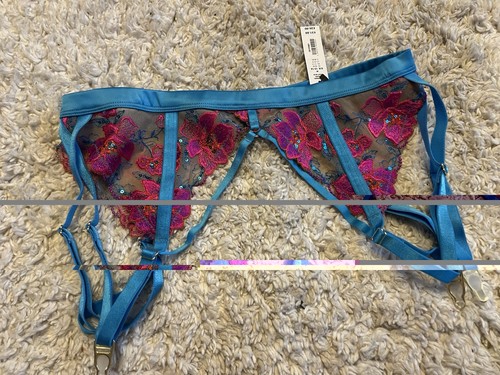 Bnwt glistening ann summers - glistening,